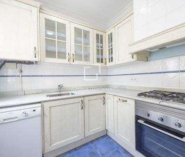 3 Bedroom penthouse with 20m² terrace for rent in El Pla del Real, ... - Photo 5