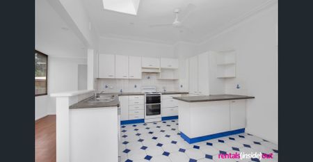 Renovated 3 Bedroom Family Home - Photo 4