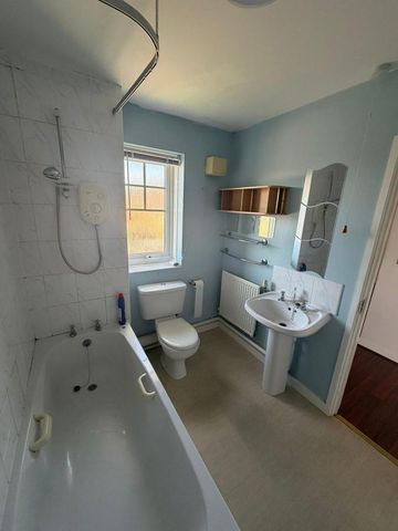 2 bedroom apartment to rent - Photo 3