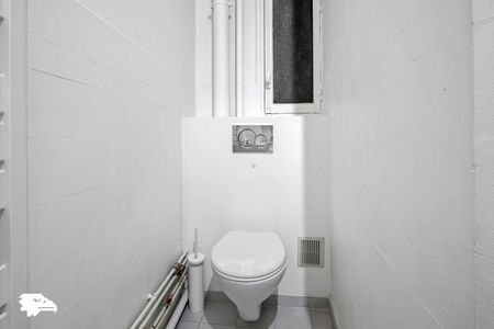 2667 - Location Appartement - 1 pièces - 37 m2 - Paris - - Photo 2