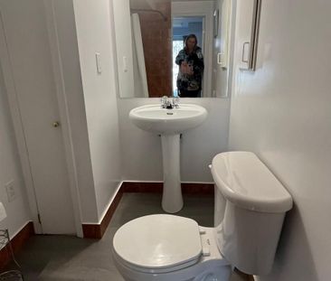 For Lease - 70 Hawthorne Crescent Unit# Bsmt, Barrie, Ontario - Photo 1