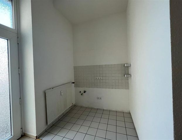 Mit eigenem Eingang! Bezugsfreies Apartment im Hinterhof zu vermieten - Photo 1