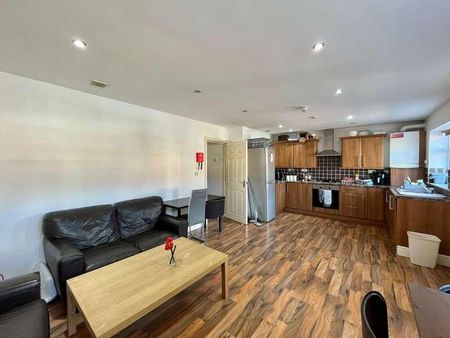 Bawas Place: Alfreton Road- Bedroom Apartment, NG7 - Photo 2