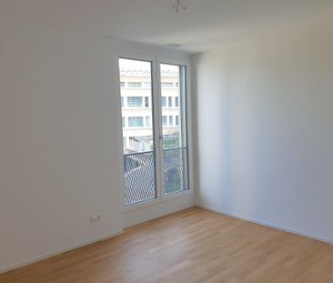 Coole sonnige 2.5 Z-Wohnung an optimaler Lage mit super Wohnkomfort - Photo 6