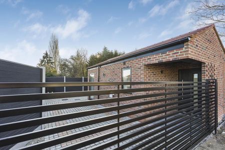 3 bedroom bungalow to rent - Photo 2