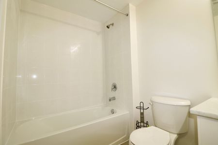 For Lease - 40 Valleybrook Road Unit# LOWER, Barrie, Ontario - Photo 4