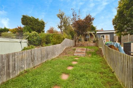 2 bedroom terraced house to rent - Photo 2