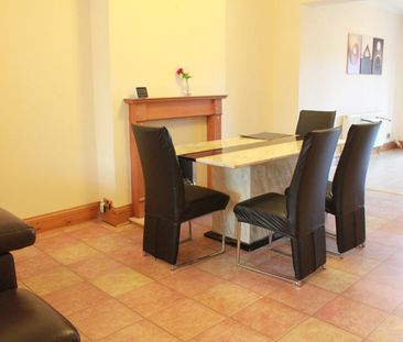 4 Bed Semi-Detached House, Weyman Road, SE3 - Photo 2