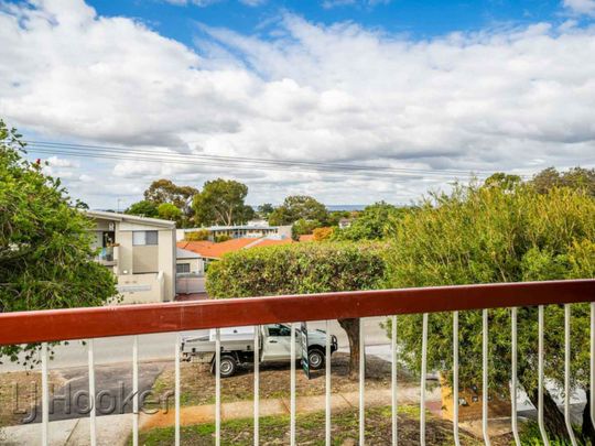 Renovated and Ready to Roll... - Photo 1