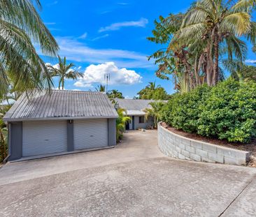 Perfect family home with spacious backyard and greenery - Photo 1