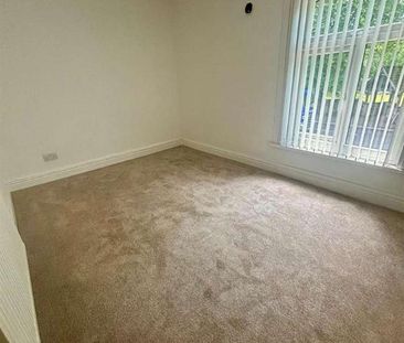 London Road, Hazel Grove, Stockport, SK7 - Photo 5