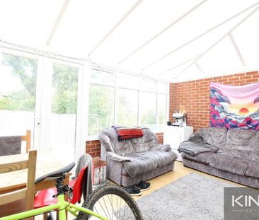 5 bedroom semi-detached house to rent - Photo 1