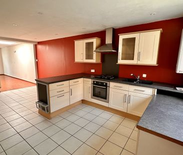 Location Maison 3 pièces 72m² WASQUEHAL 59290 - Photo 2