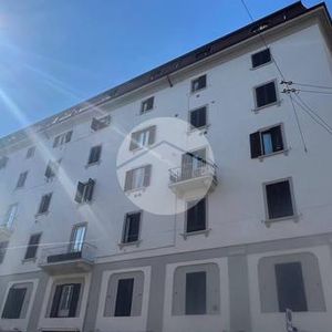 Monolocale in affitto - Photo 2