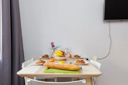 Carrer de Pareto, L'Hospitalet de Llobregat, Catalonia 08902 - Photo 2