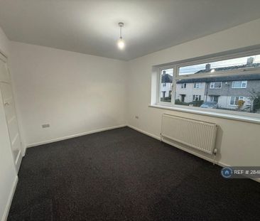 3 bedroom terraced house to rent - Photo 3