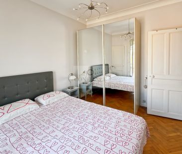 NICE CENTRE BD DUBOUCHAGE GRAND 2P MEUBLE DERNIER ETAGE BALCONS - Photo 2