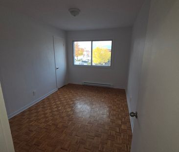 Boul. Provencher, H1S 2V8, Montréal - Photo 1