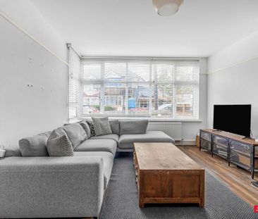 5 bedroom semi-detached house to rent - Photo 6