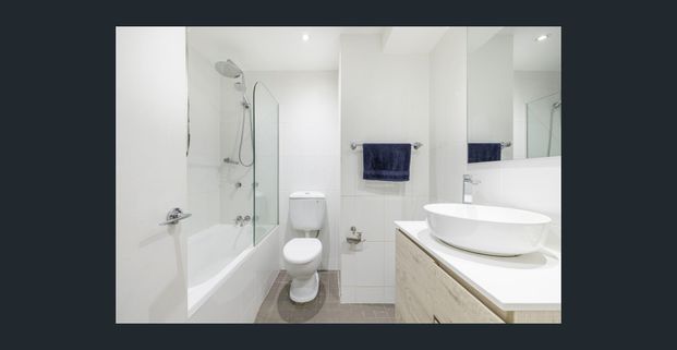 Apartment in the Designer Datum Complex - Photo 1