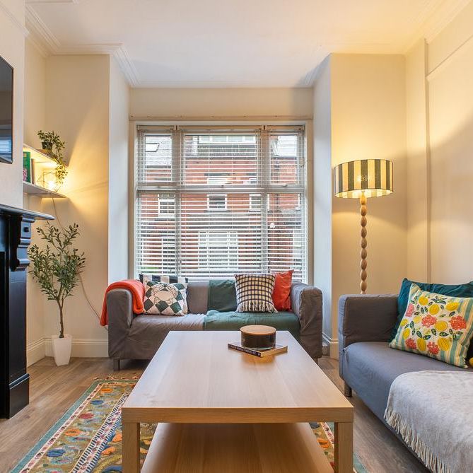 1 bedroom in a house share to rent - Photo 1