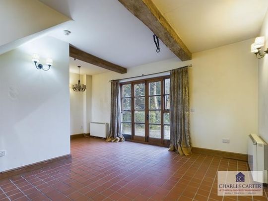 2 bedroom cottage to rent - Photo 1