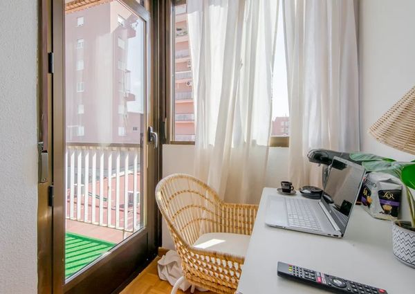 Avenida del Llano Castellano, Madrid, Community of Madrid 28034