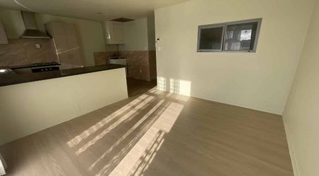 Newly Renovated 3-Bedroom Unit for Rent - 547A Great South Road, Otahuhu - Photo 5