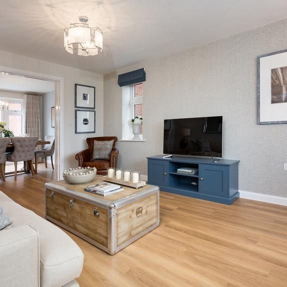 4 bedroom detached house to rent - Photo 1