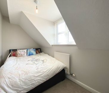 4 Bedroom Semi Detached - Photo 4