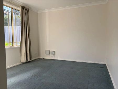 1/12 Boyd Street, Blacktown NSW 2148 - Photo 3