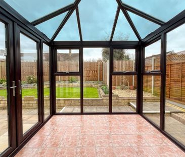 3 bedroom bungalow to rent - Photo 2