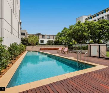 MGM MARTIN - TWO BEDROOM APARTMENT - Photo 6