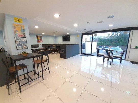 16 bedroom house share to rent - Photo 1