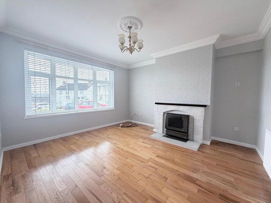 66 Iveagh Drive, Banbridge, BT32 3YE - Photo 1