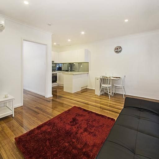 FANTASTIC LOCATION | SECONDS TO BEACH | LOW MAINTENANCE - Photo 1