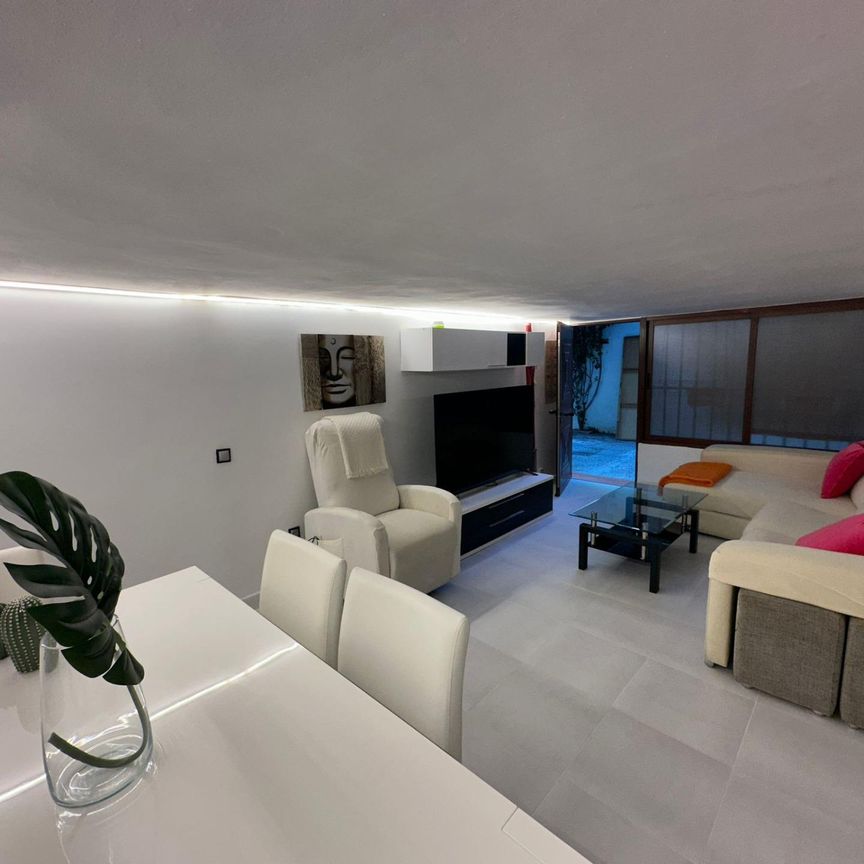 Apartamento planta baja en alquiler en Centro, Fuengirola - Photo 1