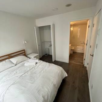 Furnished 2 Bed 2 Bath appartment Yaletown - Photo 1