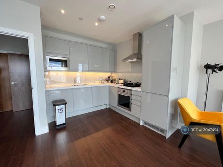 1 bedroom flat to rent - Photo 5