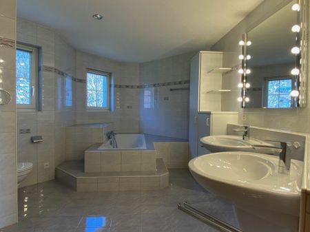 4.5 Zimmer, 130 m², 2. Stock - Photo 3