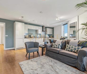 7 Banister Road, W10 - Photo 1