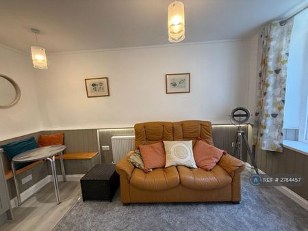 1 bedroom terraced house to rent - Photo 2