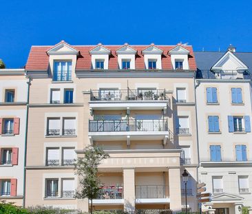 Location Appartement 4 pièces 77m² LE PLESSIS ROBINSON 92350 - Photo 3