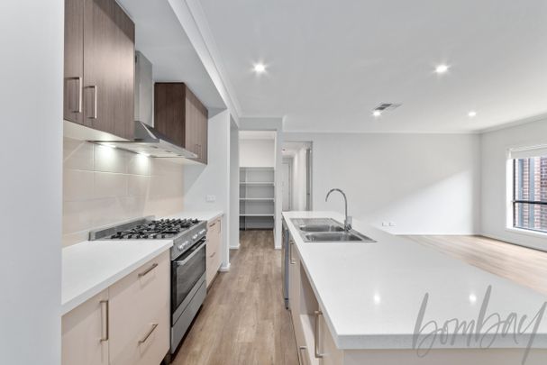 Spacious Family Home in Prime Kalkallo Location - Photo 1