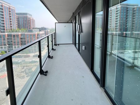 For Lease - 8 Tippett Rd Road Unit# 817, Toronto, Ontario - Photo 5