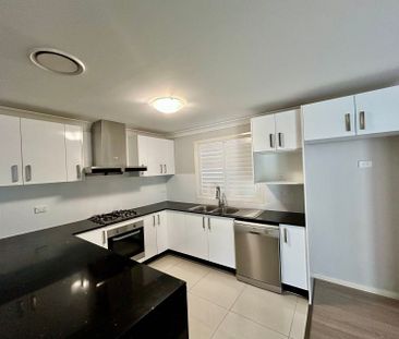 Modern 4-Bed Family Home in a Peaceful Glenwood Pocket - Photo 1