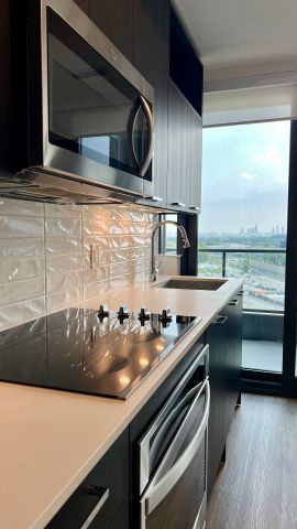 For Lease - 120 Eagle Rock Way Unit# 601, Vaughan, Ontario - Photo 3