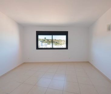 Rent at C/Serventia, 105 - Photo 1