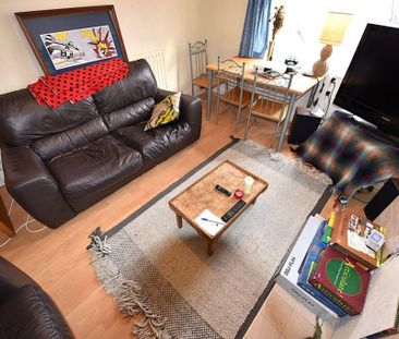 3 bedroom House in Mayville Avenue, Leeds - Photo 4