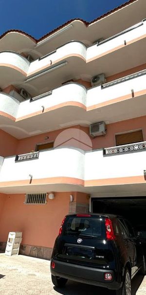 Quadrilocale in affitto - Photo 2